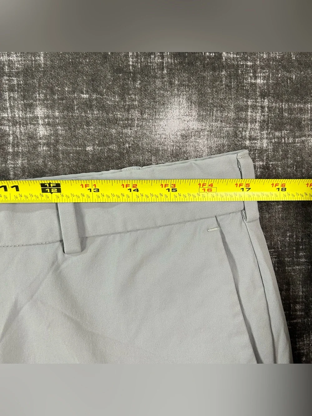 Peter Millar Crown Crafted Surge Golf Shorts Mens 34x9 Gray Athletic Performance